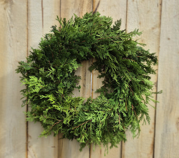 Non decorated Cedar Wreath 22