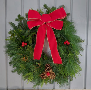 Traditional Mixed Wreath 22"